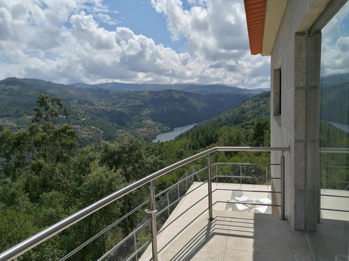 拜昂Casa Douro Terrace别墅 外观 照片